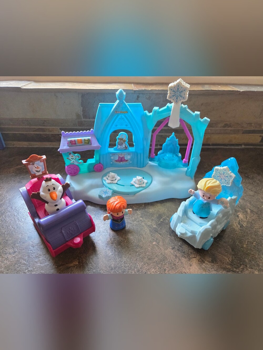 Little People Disney Frozen Arendelle Winter Wonderland & Parade Float